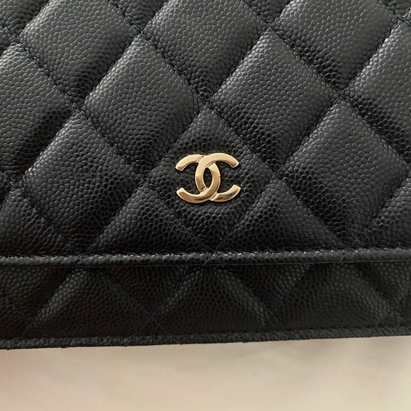 š¤SOLD āAuthentic Chanel Wallet on Chain - Picture 7 of 10